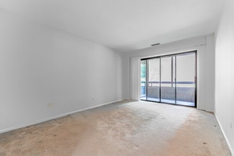 Tiny photo for 1401 Burr Oak Road #108B, Hinsdale, IL 60521 (MLS # 12418371)