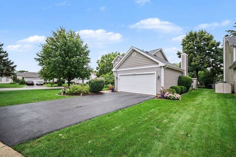 Tiny photo for 915 Joan Court, Naperville, IL 60540 (MLS # 12731991)