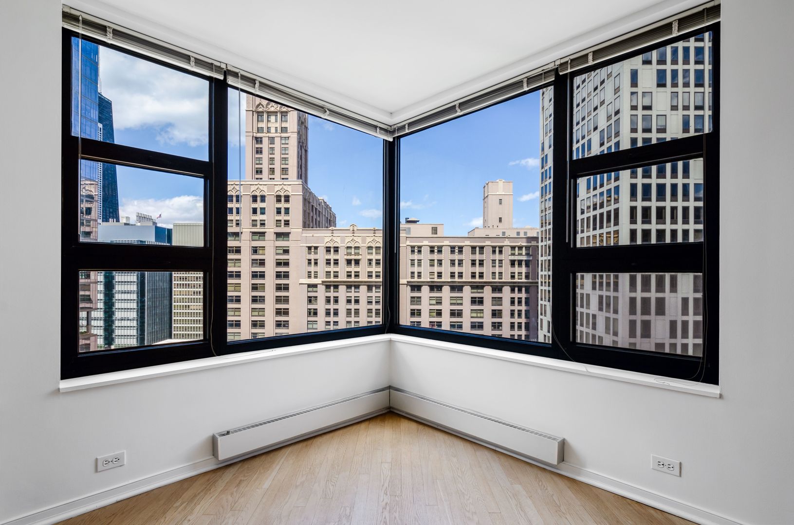 401 E ONTARIO Street 1803