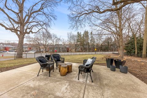 Tiny photo for 1001 Geneva Road, St. Charles, IL 60174 (MLS # 12565251)