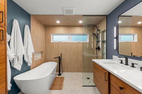 Tiny photo for 1001 Geneva Road, St. Charles, IL 60174 (MLS # 12565251)