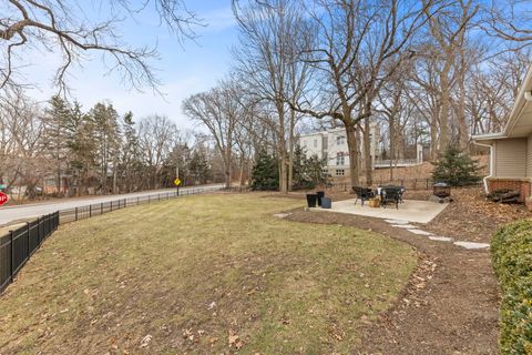 Tiny photo for 1001 Geneva Road, St. Charles, IL 60174 (MLS # 12565251)