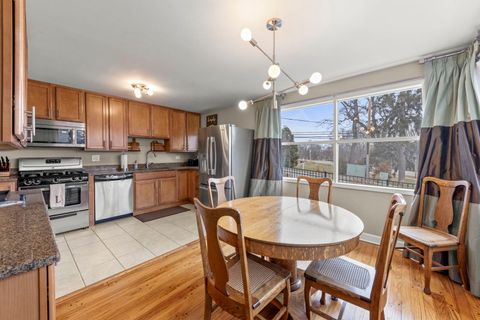 Tiny photo for 1001 Geneva Road, St. Charles, IL 60174 (MLS # 12565251)