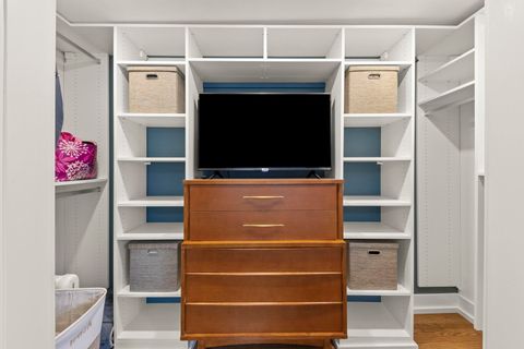 Tiny photo for 1001 Geneva Road, St. Charles, IL 60174 (MLS # 12565251)