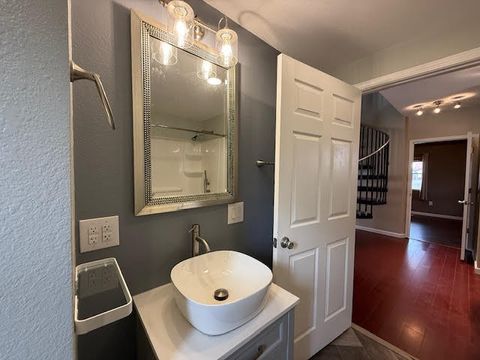 Tiny photo for 111 E Peach Street, Centralia, IL 62801 (MLS # 12603898)