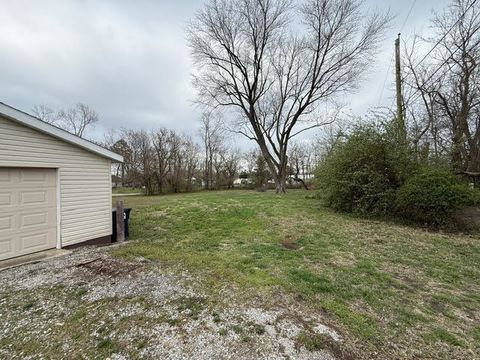 Tiny photo for 111 E Peach Street, Centralia, IL 62801 (MLS # 12603898)