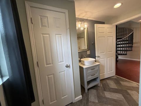 Tiny photo for 111 E Peach Street, Centralia, IL 62801 (MLS # 12603898)