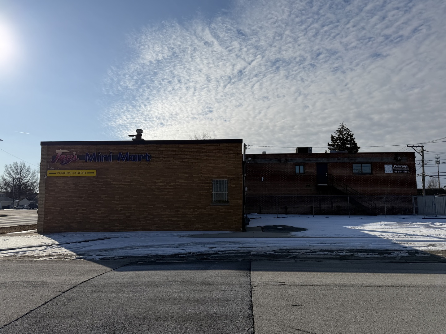 5712 S Harlem Avenue