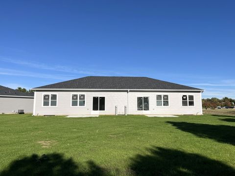 Tiny photo for 516 COBBLESTONE Circle, Harvard, IL 60033 (MLS # 12590332)