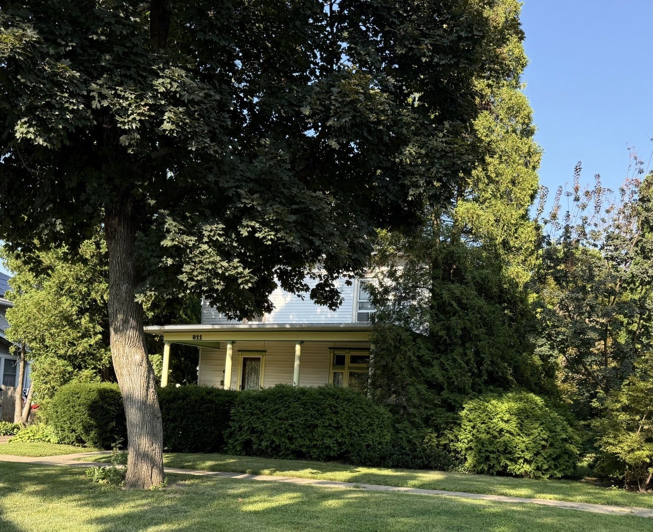 811 NW 3rd Avenue
