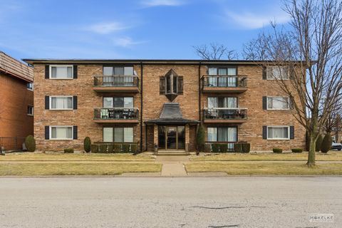 Photo of 10851 S Keating Avenue #1B, Oak Lawn, IL 60453 (MLS # 12585057)