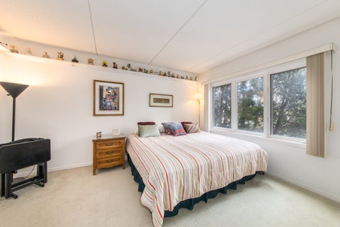 Tiny photo for 7031 W Touhy Avenue #201, Niles, IL 60714 (MLS # 12634280)