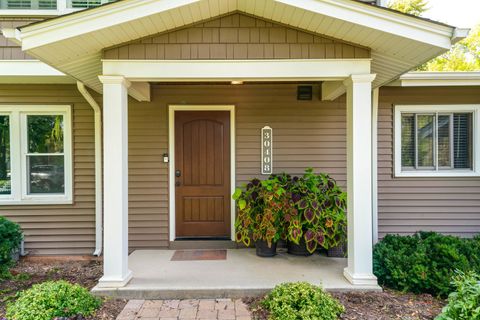 Tiny photo for 30408 N Oak Grove Avenue, Libertyville, IL 60048 (MLS # 12478364)