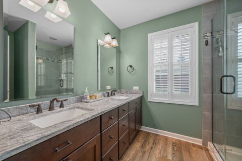 Tiny photo for 30408 N Oak Grove Avenue, Libertyville, IL 60048 (MLS # 12478364)