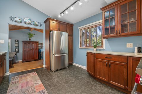 Tiny photo for 30408 N Oak Grove Avenue, Libertyville, IL 60048 (MLS # 12478364)
