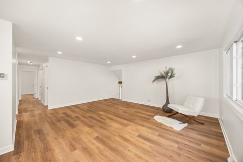 Tiny photo for 3 Charlestown Court, Bolingbrook, IL 60440 (MLS # 12461546)