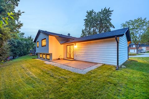 Tiny photo for 3 Charlestown Court, Bolingbrook, IL 60440 (MLS # 12461546)