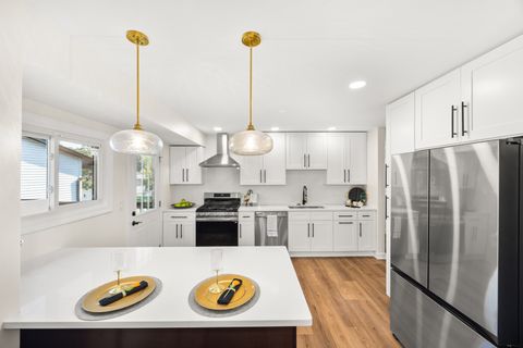 Tiny photo for 3 Charlestown Court, Bolingbrook, IL 60440 (MLS # 12461546)