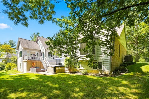 Tiny photo for 2700 11th Street Court, Moline, IL 61265 (MLS # 12743154)