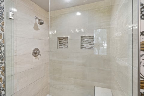Tiny photo for 2700 11th Street Court, Moline, IL 61265 (MLS # 12743154)