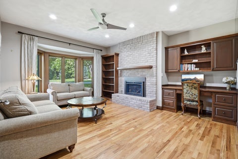Tiny photo for 2700 11th Street Court, Moline, IL 61265 (MLS # 12743154)