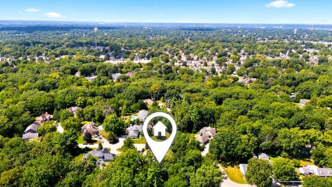 Tiny photo for 2700 11th Street Court, Moline, IL 61265 (MLS # 12743154)
