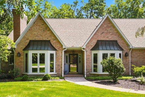 Tiny photo for 2700 11th Street Court, Moline, IL 61265 (MLS # 12743154)