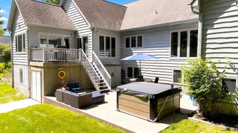 Tiny photo for 2700 11th Street Court, Moline, IL 61265 (MLS # 12743154)