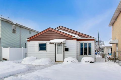 6116 S Neenah Avenue Chicago IL 60638