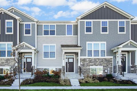 Photo of 1015 Atterberg Road, South Elgin, IL 60177 (MLS # 12515585)