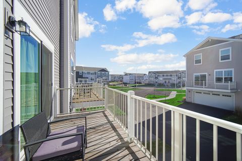 Tiny photo for 1015 Atterberg Road, South Elgin, IL 60177 (MLS # 12515585)