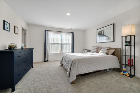 Tiny photo for 1015 Atterberg Road, South Elgin, IL 60177 (MLS # 12515585)