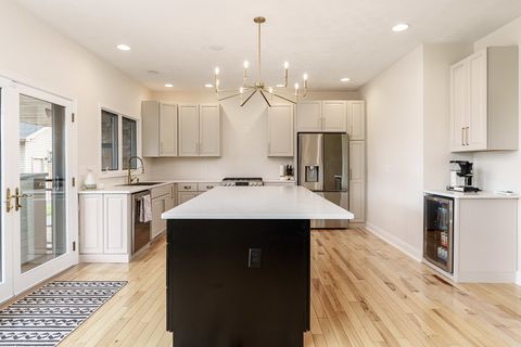 Tiny photo for 7146 BARNGATE Drive, South Beloit, IL 61080 (MLS # 12504543)