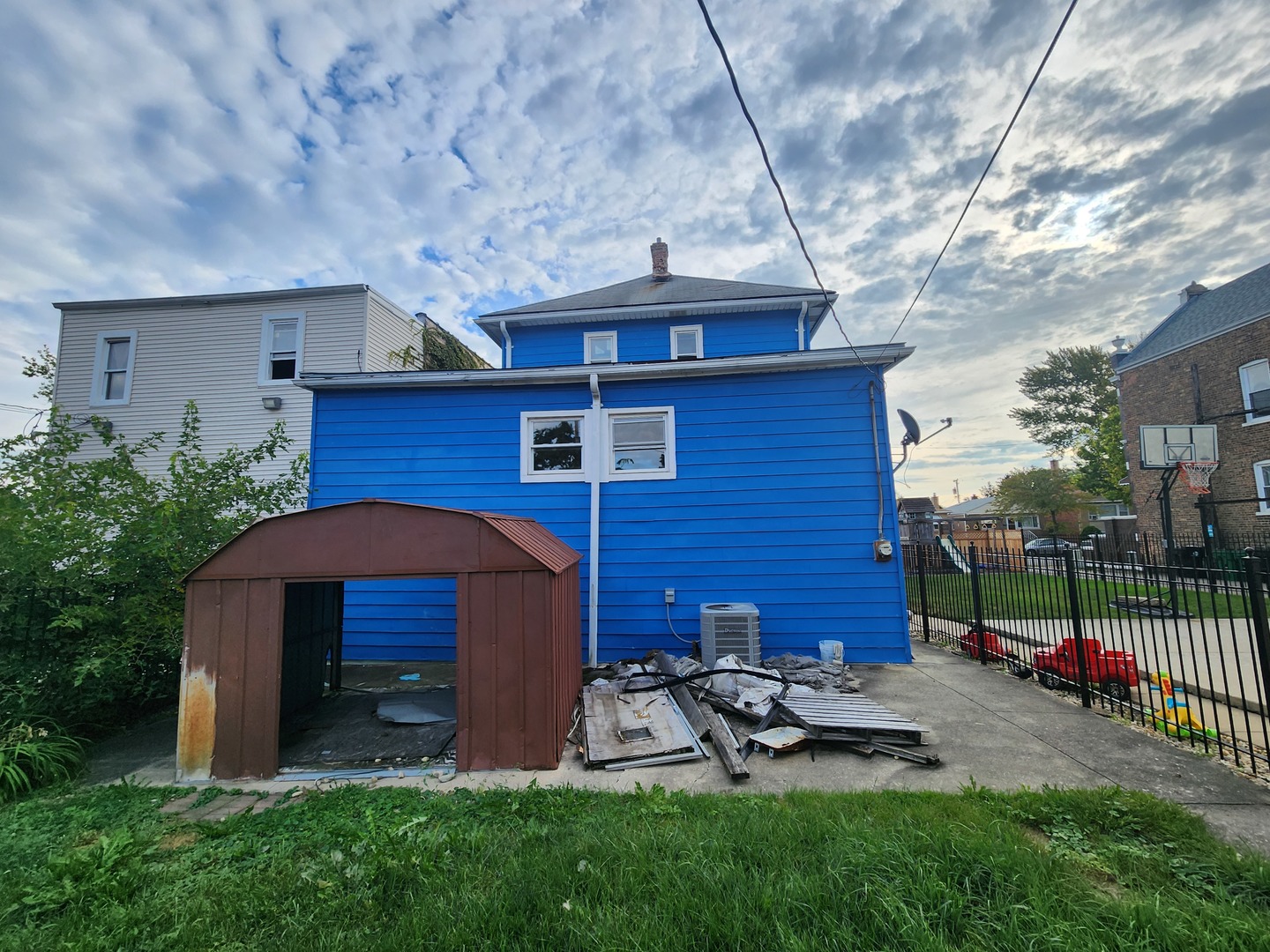 2632 Ridgeland Avenue