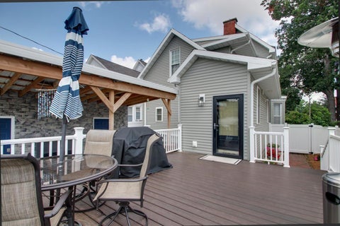 Tiny photo for 1632 Kentucky Street, Quincy, IL 62301 (MLS # 12699522)