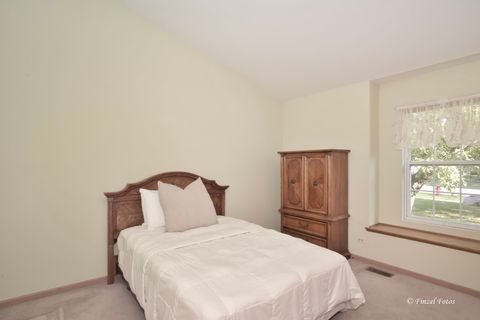 Tiny photo for 1561 Cumberland Parkway, Algonquin, IL 60102 (MLS # 12498844)