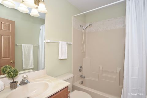 Tiny photo for 1561 Cumberland Parkway, Algonquin, IL 60102 (MLS # 12498844)