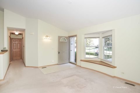 Tiny photo for 1561 Cumberland Parkway, Algonquin, IL 60102 (MLS # 12498844)