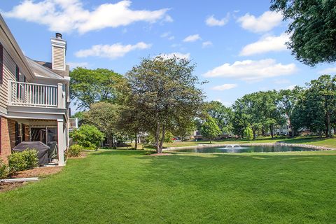 Tiny photo for 109 Rob Roy Lane #C, Prospect Heights, IL 60070 (MLS # 12513735)