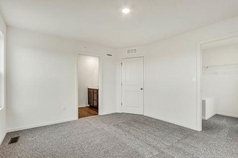 Tiny photo for 569 yosemite Way, Mundelein, IL 60060 (MLS # 12475254)