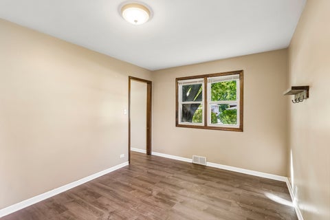 Tiny photo for 3923 N Adams Street, Westmont, IL 60559 (MLS # 12792550)