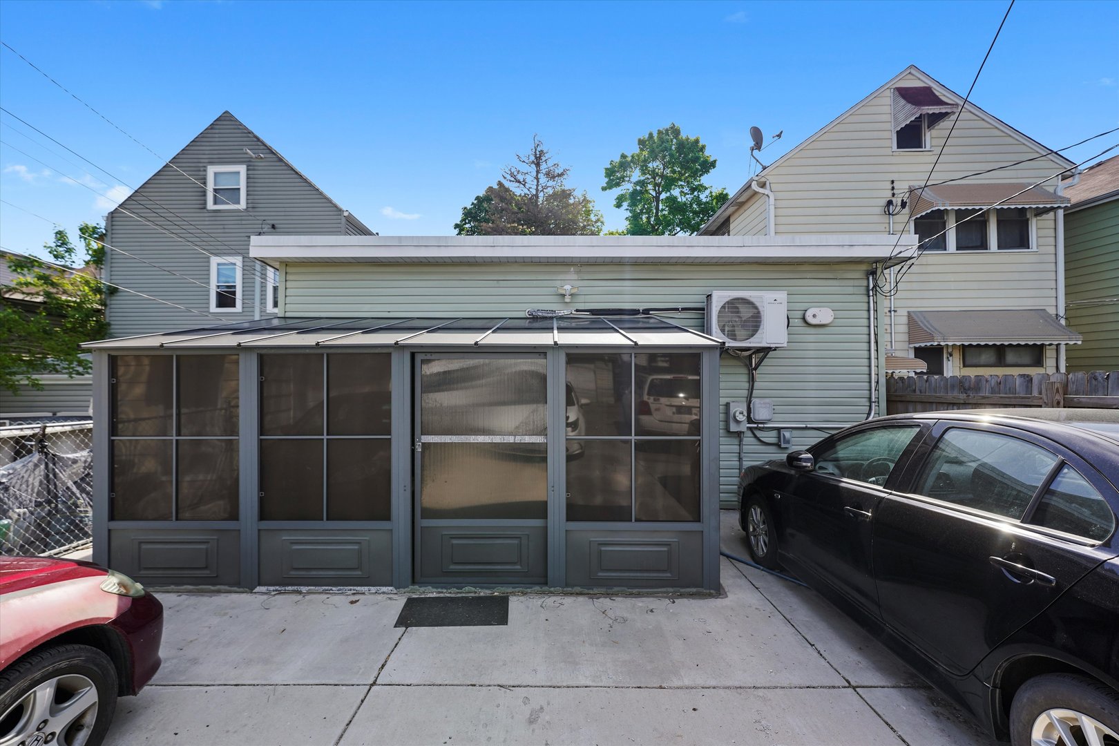 3322-24 N Kostner Avenue