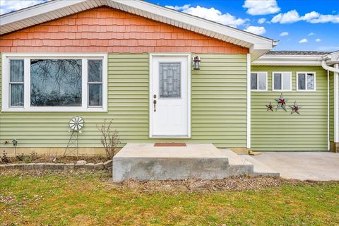 Tiny photo for 605 Belaire Drive, Washington, IL 61571 (MLS # 12602212)