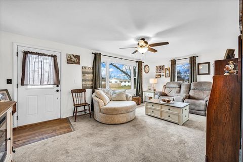 Tiny photo for 605 Belaire Drive, Washington, IL 61571 (MLS # 12602212)