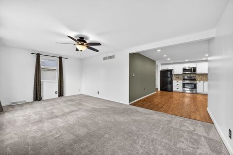 Tiny photo for 605 Belaire Drive, Washington, IL 61571 (MLS # 12602212)