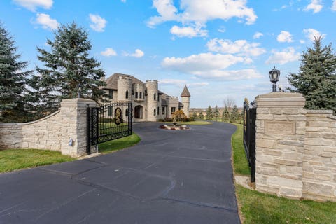 Tiny photo for 4220 Northgate Drive, Spring Grove, IL 60081 (MLS # 12685399)