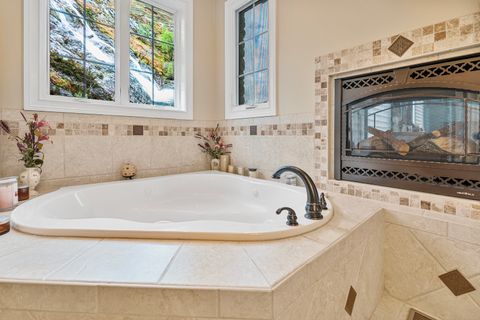 Tiny photo for 4220 Northgate Drive, Spring Grove, IL 60081 (MLS # 12685399)