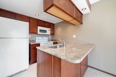 Tiny photo for 218 Bienterra Trail #2B, Rockford, IL 61107 (MLS # 12613060)