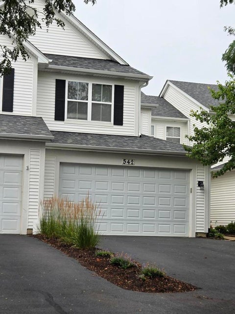 Tiny photo for 542 Peregrine Parkway, Bartlett, IL 60103 (MLS # 12710259)