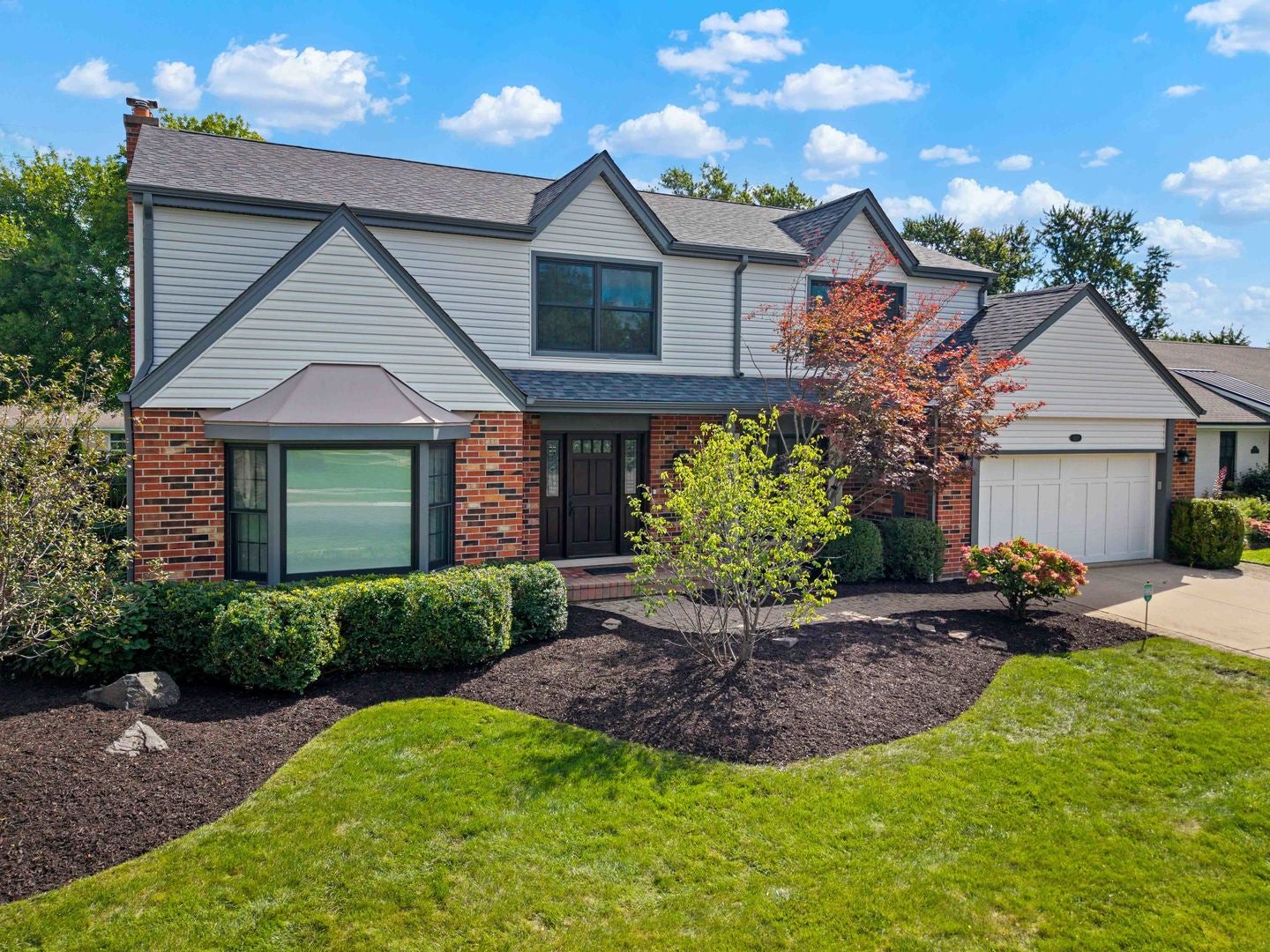 1029 N Carlyle Lane